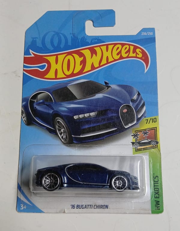 '16 Bugatti Chiron (Dark Blue)