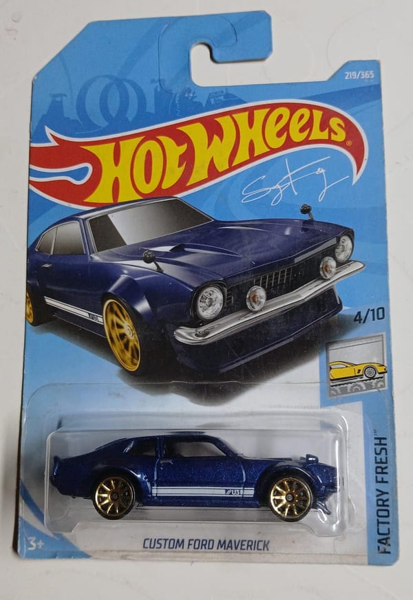 Custom Ford Maverick (Blue)