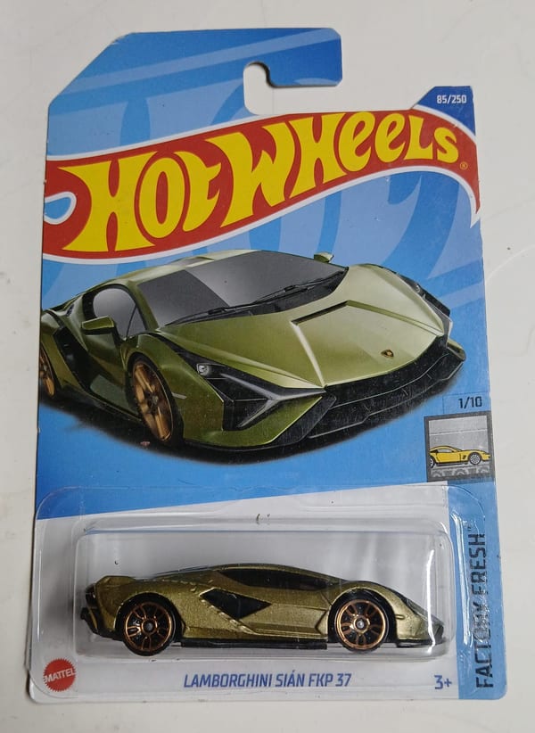 Lamborghini Sián FKP 37 (Gold)