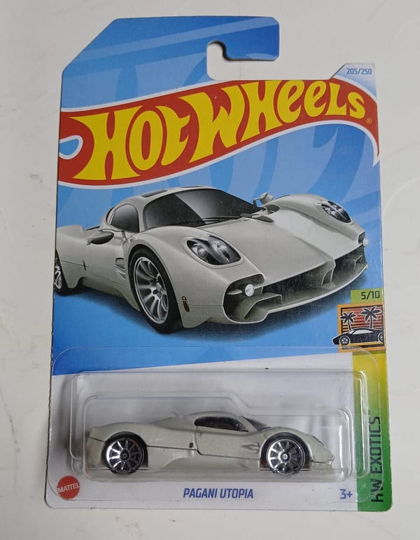 Pagani Utopia (Silver)